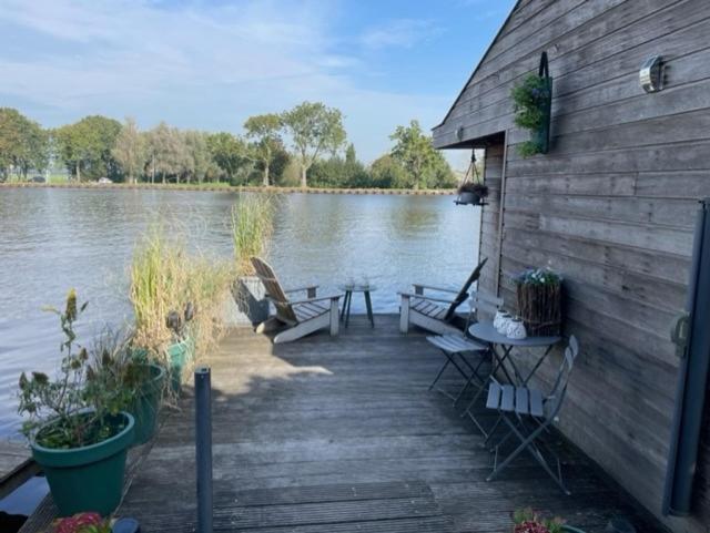 Botel Aangenaam Op De Rijn, Woonboot, Inclusief Prive Sauna *
