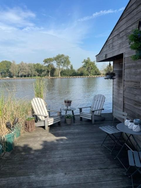 Aangenaam Op De Rijn, Woonboot, Inclusief Prive Sauna Alphen aan den Rijn